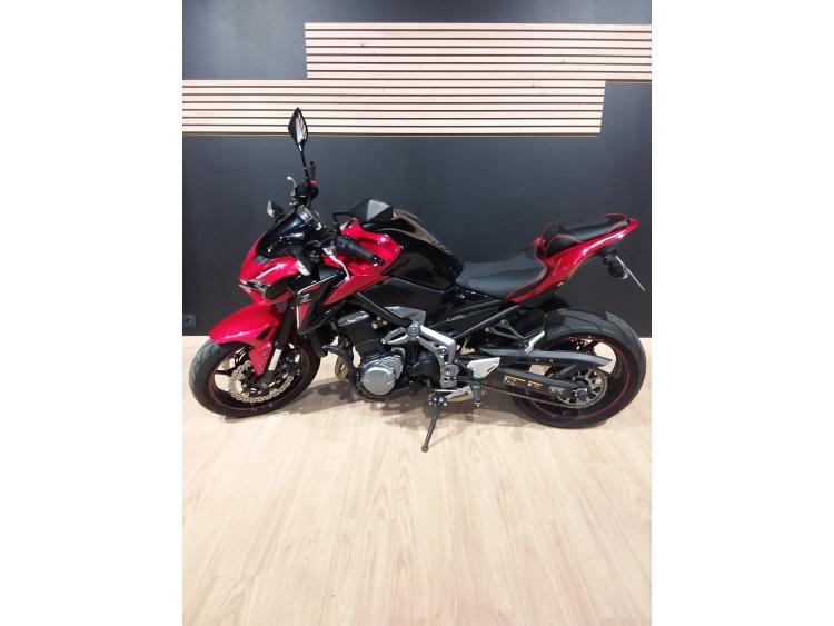 KAWASAKI Z 900