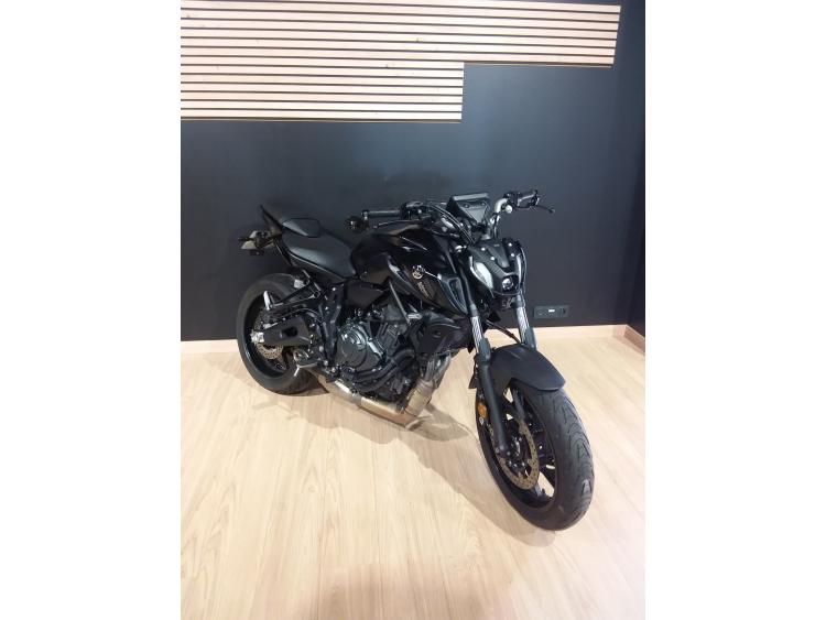 YAMAHA MT-07 (47.5CV)