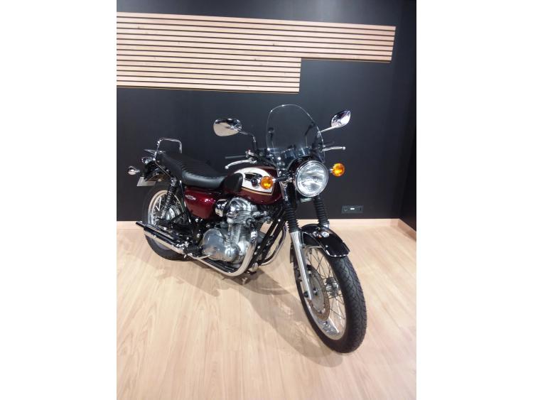 KAWASAKI W 800
