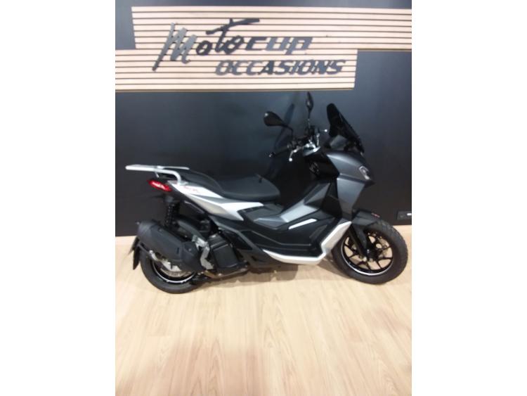 APRILIA SR 125 GT