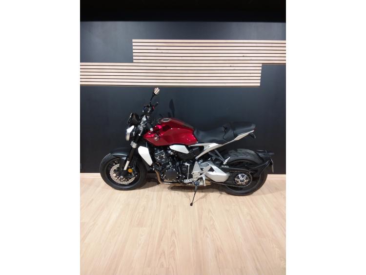  CB 1000 R