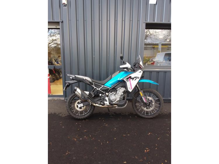 CF MOTO 450 MT